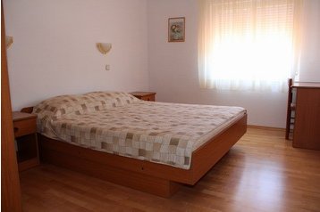 Chorwacja Privát Božava, Zewnątrz